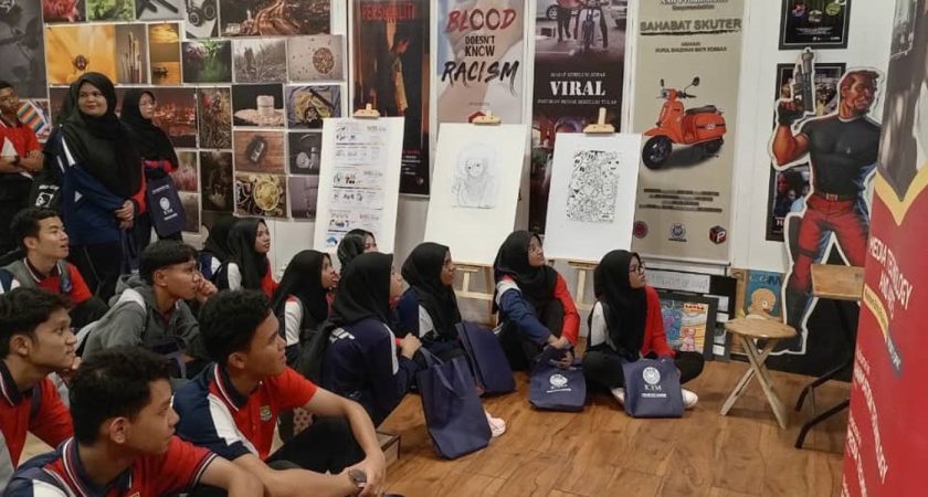 Lawatan Kerjaya – Pelajar-pelajar dari SMK Bandar Seri Alam